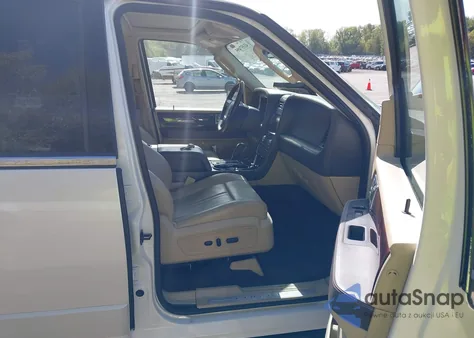 2015 Lincoln Navigator L из США, поврежденный, VIN 5LMJJ3HT0FEJ12819